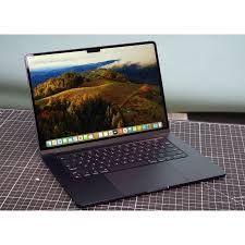 لپ تاپ 15.3 اینچی اپل مدل MacBook Air MXD33 2024 LLA-M3-16GB RAM-512GB SSD